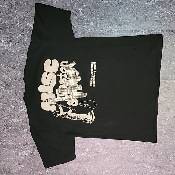 Made in USA. MISC. DESIGN STUDIO. Tee-shirt size XL - Picture 11 of 16